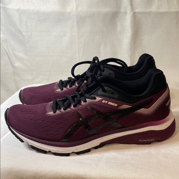 Asics Burgundy and Black Athletic Shoes with Breathable Mesh- GT-1000 - Picture 1 of 12